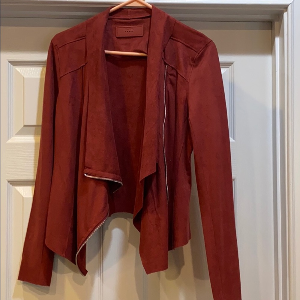Women’s small Burgundy jacket